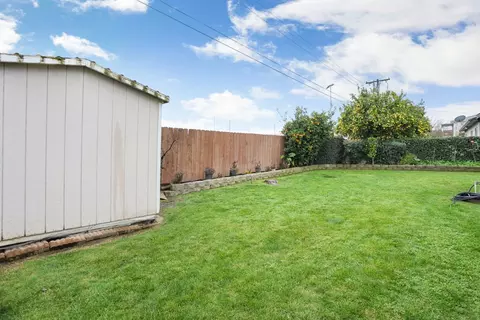 Exterior - 32 S Corinth Ave, Lodi, CA 95242 photo 7 of 17