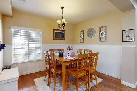 Dining - 2185 Perry St, Sutter, CA 95982 photo 2 of 3