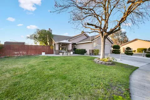 1421 Riverette Dr, Modesto, CA 95351 photo 3