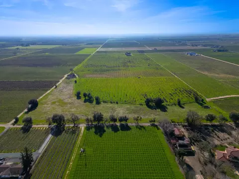 2491 W Peltier Rd, Lodi, CA 95242 photo 16