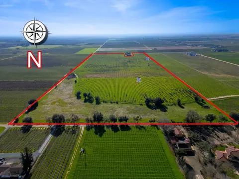 2491 W Peltier Rd, Lodi, CA 95242 photo 2