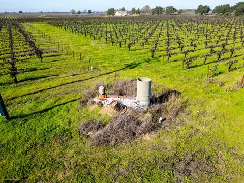 2491 W Peltier Rd, Lodi, CA 95242 photo 23