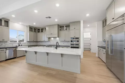 Kitchen - 3034 Sidewinder Loop, Rocklin, CA 95765 photo 3 of 6