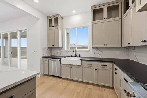 Kitchen - 3034 Sidewinder Loop, Rocklin, CA 95765 photo 4 of 6