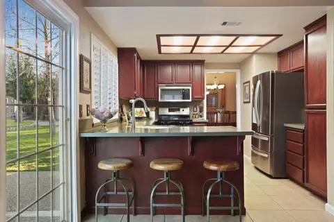 630 Menay Dr, Tracy, CA 95376 photo 11