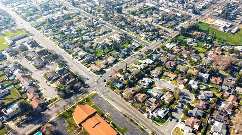 View/Area - 1611 E Olive Ave, Merced, CA 95340 photo 5 of 8