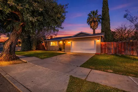 Exterior - 1611 E Olive Ave, Merced, CA 95340 photo 2 of 7