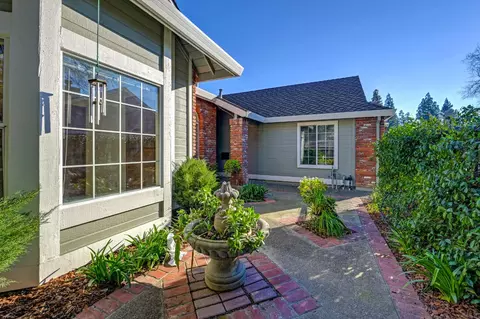 4040 Alex Ln, Carmichael, CA 95608 photo 9