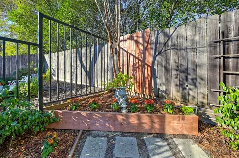 4040 Alex Ln, Carmichael, CA 95608 photo 10