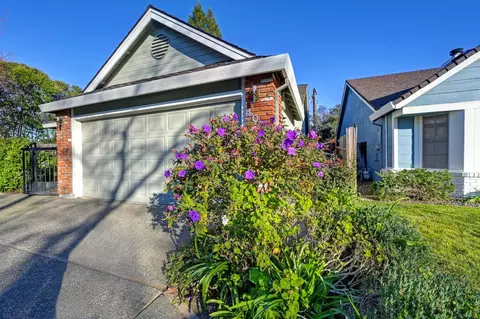 4040 Alex Ln, Carmichael, CA 95608 photo 5