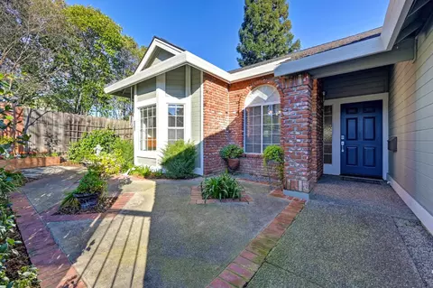 4040 Alex Ln, Carmichael, CA 95608 photo 8