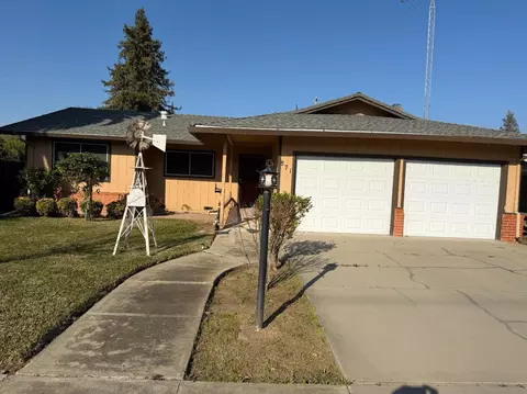 871 Sperry Ave, Patterson, CA 95363 photo 1