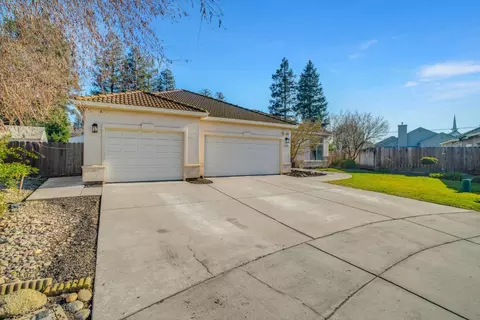 1940 Erin Way, Turlock, CA 95382 photo 3