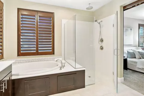 Bath - 2248 Cannery Loop, Davis, CA 95616 photo 4 of 4
