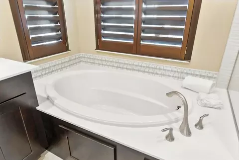 Bath - 2248 Cannery Loop, Davis, CA 95616 photo 3 of 4