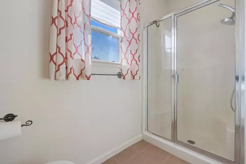 Bath - 2730 Explorer Way, Turlock, CA 95382 photo 5 of 6