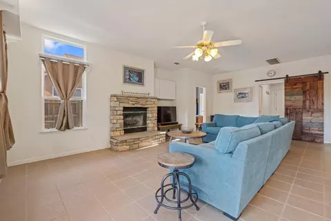 Living - 2730 Explorer Way, Turlock, CA 95382 photo 3 of 3