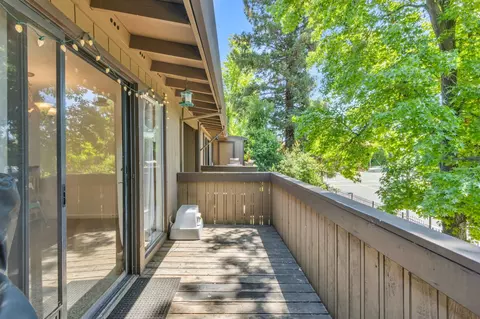 903 Fulton Ave #406, Sacramento, CA 95825