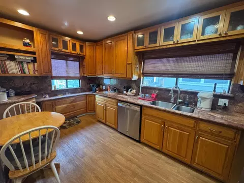 1125 Versailles Ave, Alameda, CA 94501 photo 3