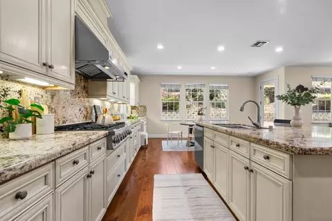 Kitchen - 772 Pullman Ct, Rocklin, CA 95765 photo 4 of 6