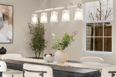 Dining - 772 Pullman Ct, Rocklin, CA 95765 photo 2 of 5