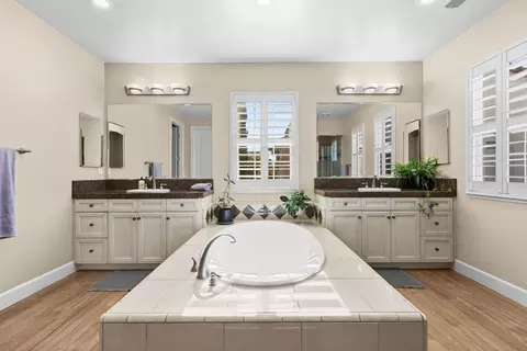 Bath - 772 Pullman Ct, Rocklin, CA 95765 photo 5 of 10