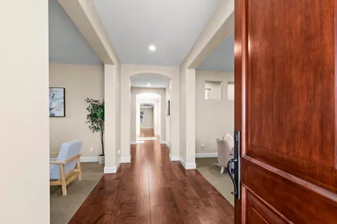 Entry Way - 772 Pullman Ct, Rocklin, CA 95765 photo 1 of 9