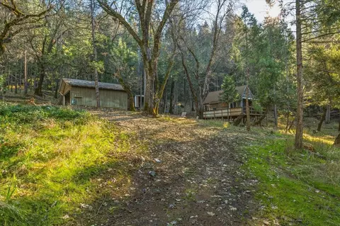 12056 N Bloomfield Rd, Nevada City, CA 95959
