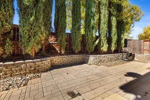 Exterior - 20855 Grapevine Dr, Patterson, CA 95363 photo 8 of 12