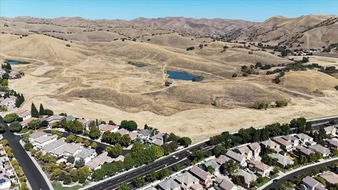 View/Area - 20855 Grapevine Dr, Patterson, CA 95363 photo 7 of 7