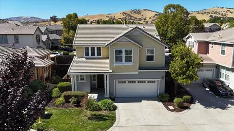 Exterior - 20855 Grapevine Dr, Patterson, CA 95363 photo 3 of 12