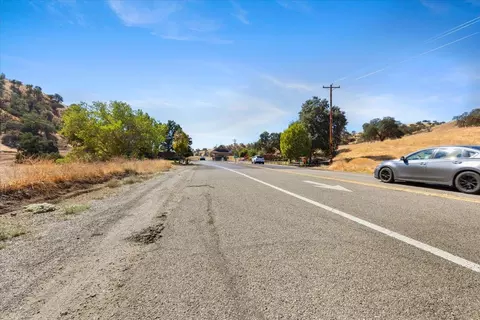 Exterior - 20855 Grapevine Dr, Patterson, CA 95363 photo 12 of 12