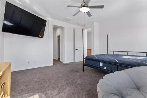 Bedroom - 20855 Grapevine Dr, Patterson, CA 95363 photo 1 of 3
