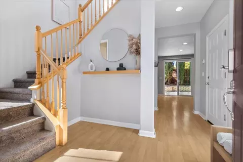 Entry Way - 20855 Grapevine Dr, Patterson, CA 95363 photo 1 of 5