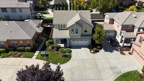 View/Area - 20855 Grapevine Dr, Patterson, CA 95363 photo 1 of 7