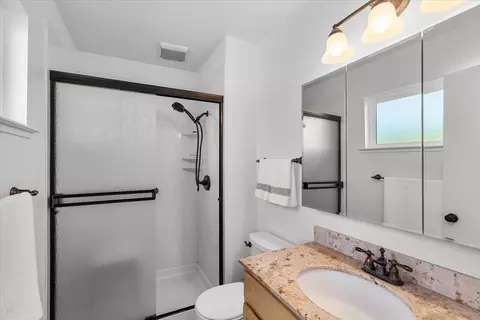 Bath - 185 E Wyman Rd, French Camp, CA 95231 photo 2 of 2