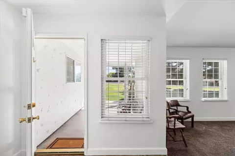 Entry Way - 185 E Wyman Rd, French Camp, CA 95231 photo 2 of 5