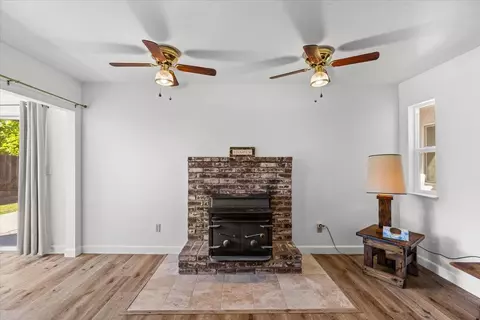 Living - 185 E Wyman Rd, French Camp, CA 95231 photo 4 of 6