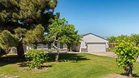 Exterior - 185 E Wyman Rd, French Camp, CA 95231 photo 2 of 16