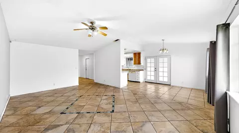 2405 NE Bucknell St, Turlock, CA 95382 photo 8