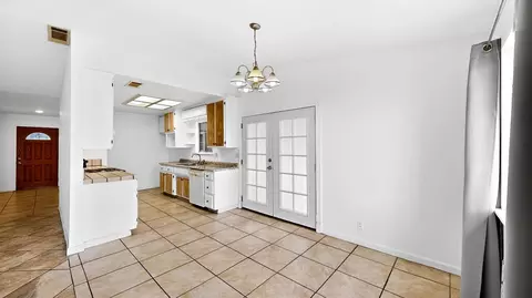 2405 NE Bucknell St, Turlock, CA 95382 photo 10