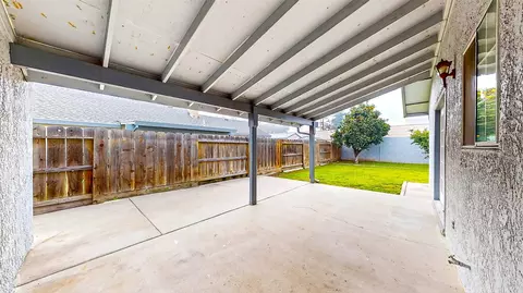 2405 NE Bucknell St, Turlock, CA 95382 photo 30