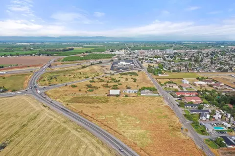 View/Area - 5000 Nunes Rd, Turlock, CA 95382 photo 15 of 25