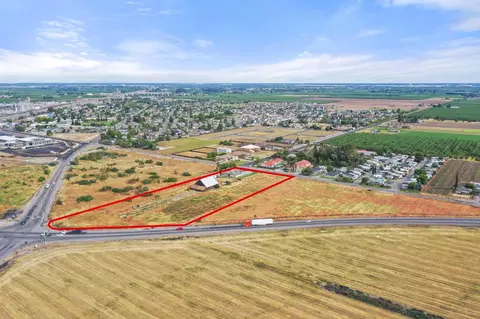 View/Area - 5000 Nunes Rd, Turlock, CA 95382 photo 3 of 25