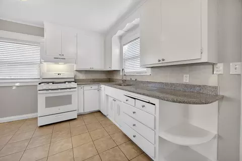 Kitchen - 430 E 8th St, Pittsburg, CA 94565 photo 3 of 3
