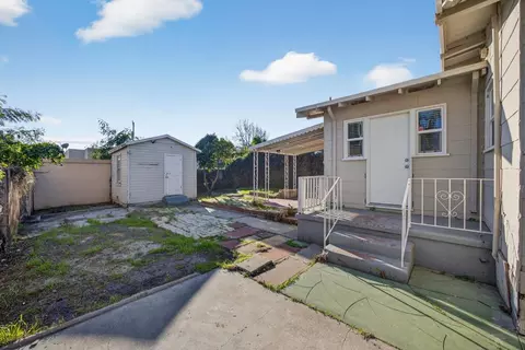 Exterior - 430 E 8th St, Pittsburg, CA 94565 photo 3 of 7