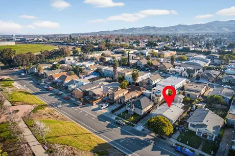 View/Area - 430 E 8th St, Pittsburg, CA 94565 photo 2 of 6