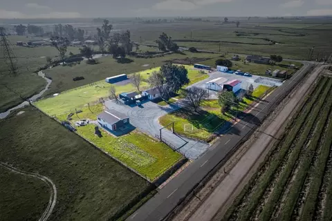 11490 N Arno Rd, Galt, CA 95632