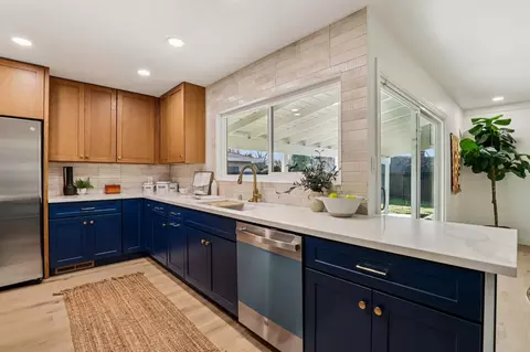 Kitchen - 6716 Rappahannock Way, Carmichael, CA 95608 photo 2 of 2