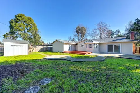 Exterior - 5831 Hesper Way, Carmichael, CA 95608 photo 20 of 22